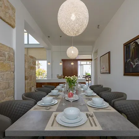 Seafront Kyma By Ezoria Πάφος