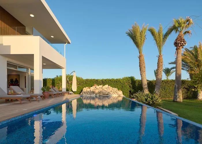 Villa Seafront Kyma By Ezoria Paphos