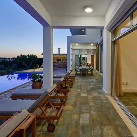 Seafront Kyma By Ezoria וילה פאפוס