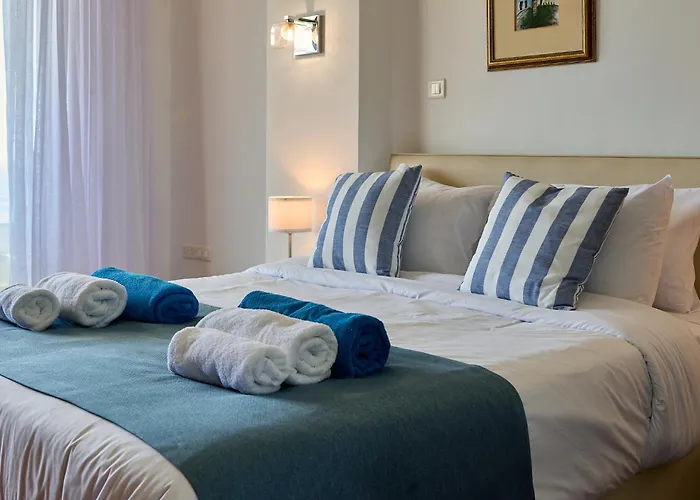 Seafront Kyma By Ezoria Vila Paphos