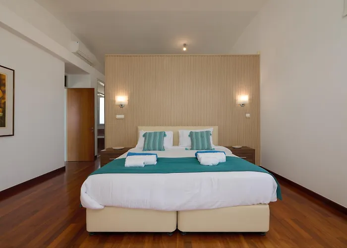 Seafront Kyma By Ezoria Vila Paphos